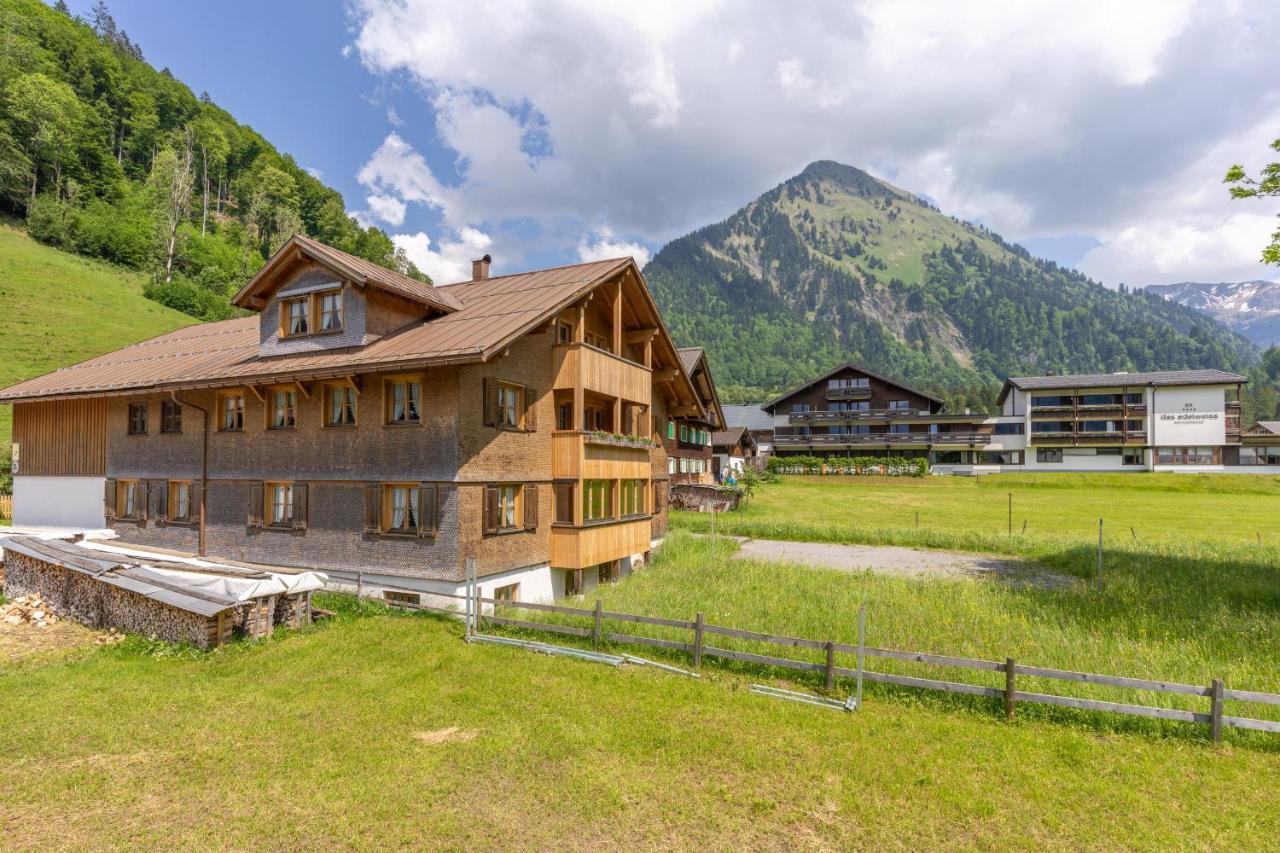 Haus Maria-Theresia Schoppernau Zewnętrze zdjęcie